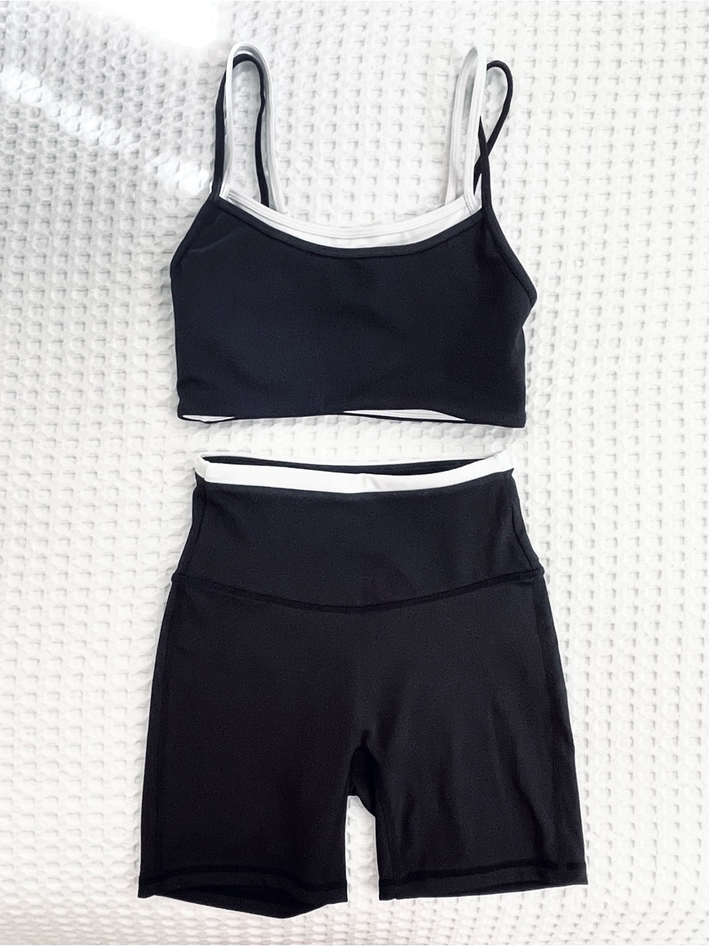 Move Theology Black Contrast‑Trim Active Set – Size XS